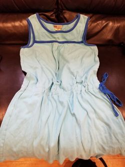 Girls dress