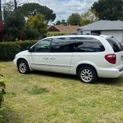 2002 Town And Country 