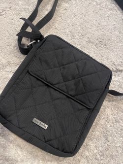 Black Vera Bradley cross over bag