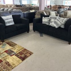 [SPRING STORE OUTLET] Monroe Black Sofa & Loveseat