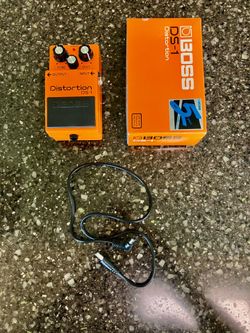Boss DS-1 Distortion Electric Guitar Pedal