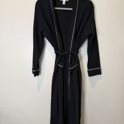 Black Womans Robe, Amazon Essentials 