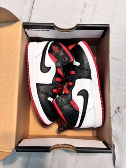 Jordan 1 Mid