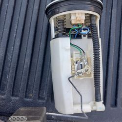2004 Honda Odissey Fuel  Pump  Free