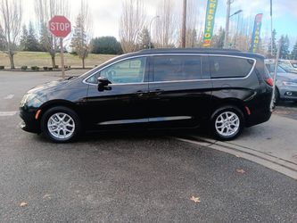2021 Chrysler Voyager