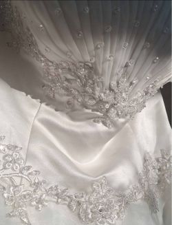 Wedding Dress, Beautifully made by ASPEED- Sz:-Large/ Material is Polyester!(Very nice)