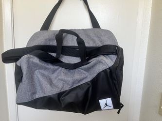 NWOT JORDAN GYM DUFFLE BAG 