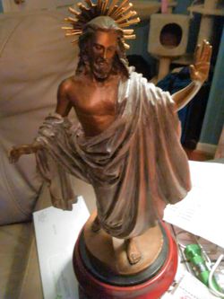 Jesus bronze statue