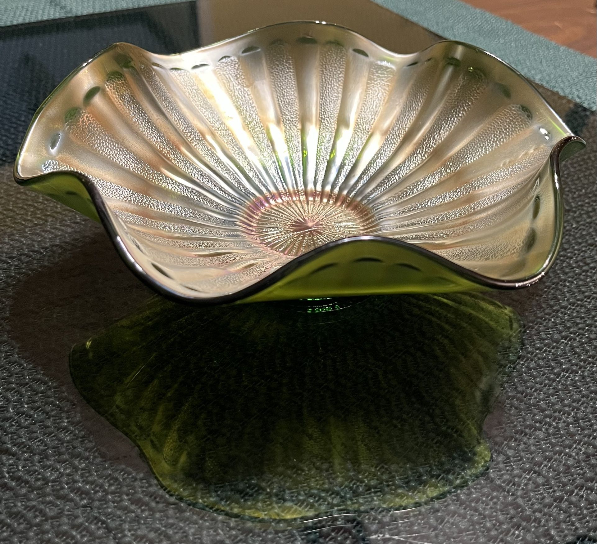Vintage Carnival Glass Stippled Rays Bowl Wildflower Emerald Green Ruffled Edge Bowl 8”