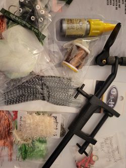 Fly Fishing Fly Tying Gear + Vice