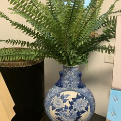 Beautiful Flower Vase 