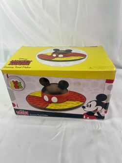 Disney Mickey Mouse Gummy Treat Maker FUN!!