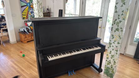 Baby grand piano