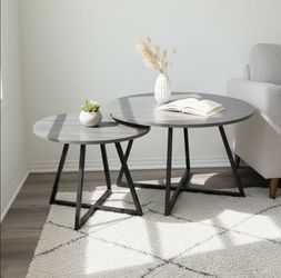Coffee table Side tabel set of 2 brand new in box $29
