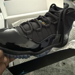 BRAND NEW!!! Jordan 11 Gamma Size 10 