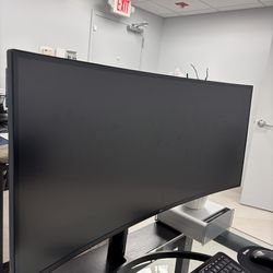 LG-34inch-34WP75C-34”CurvedUltraWide-QHD HDR10 160Hz-USB-Type-C with AMD FreeSynce Premium Pro-Excellent Condition