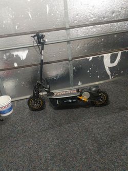 MotoTec 2000W 48V Electric Scooter