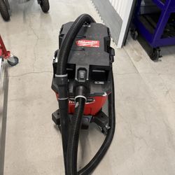 Milwaukee Brushless Dual 18v Battery Vacuum