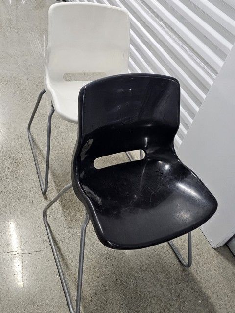 Chairs Stackable