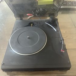 Kenwood Stereo Automatic Turntable System P-100