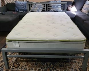 Nice full size bed with good mattress
