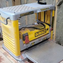 DeWalt Planer