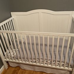 Baby crib