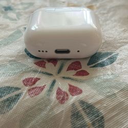 AirPod 4