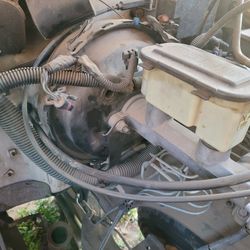 Master Cylinder And Break Booster 99 Tahoe
