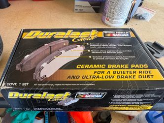 NEW Duralast Gold Ceramic Brake Pads DG914 w/ Hardware - Honda/Acura