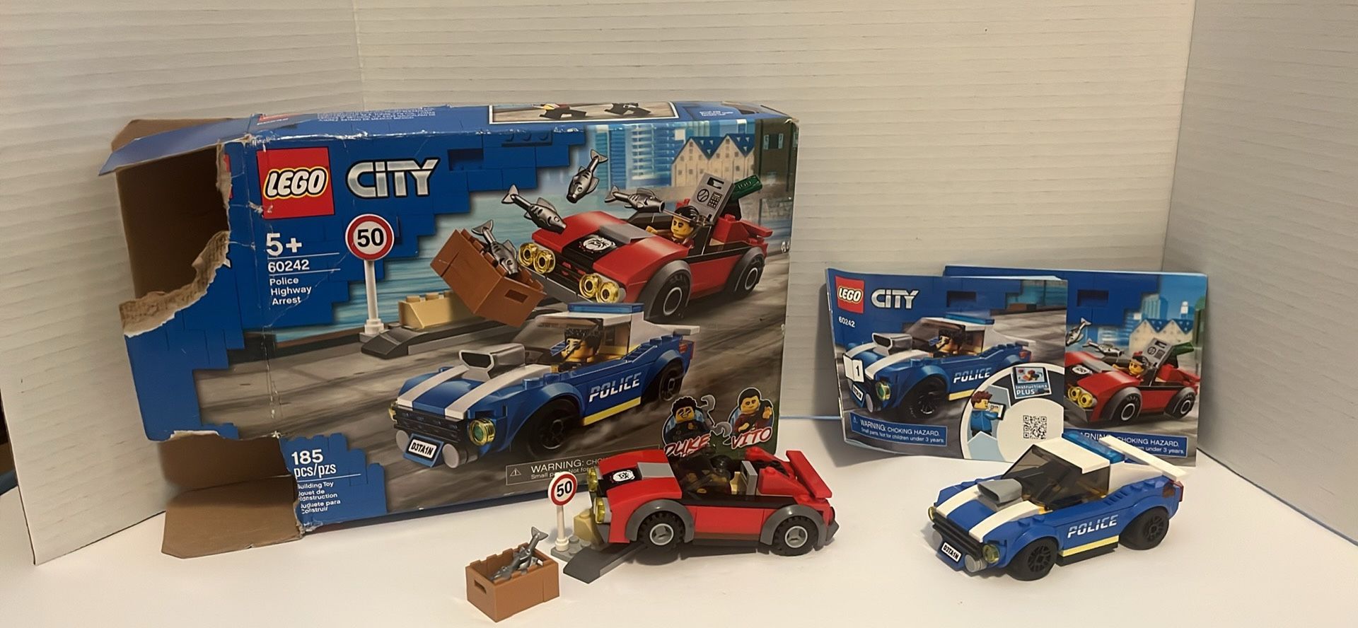 Lego City 60242 With Box