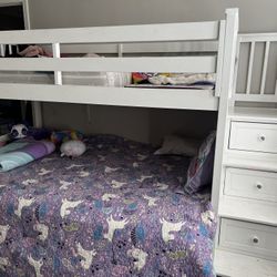 Bunk bed 