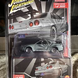 Johnny Lightning 1999 Nissan Skyline GT-R Rising Sun 1:64 Scale