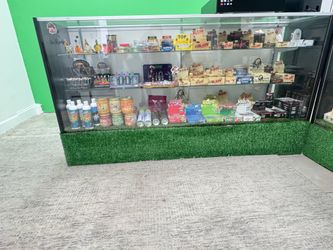 Display shelves