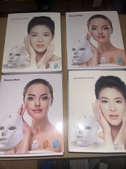 Light Facial Mask’s