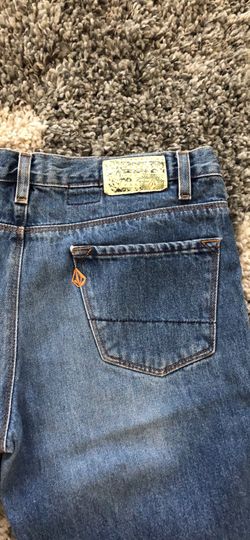 Volcom “Lady Low Down” Bootcut Jeans Size 7