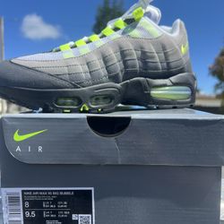 Air Max 95’ Neon