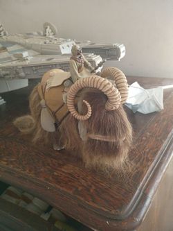 Starwars figure