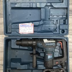 Bosch 12 Amp 1 9/16” SDS-Max Variable Speed Combination Concrete Masonry Rotary Hammer