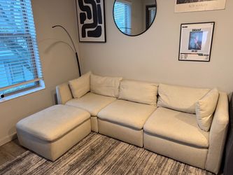 Mopio couch (NO DELIVERY)