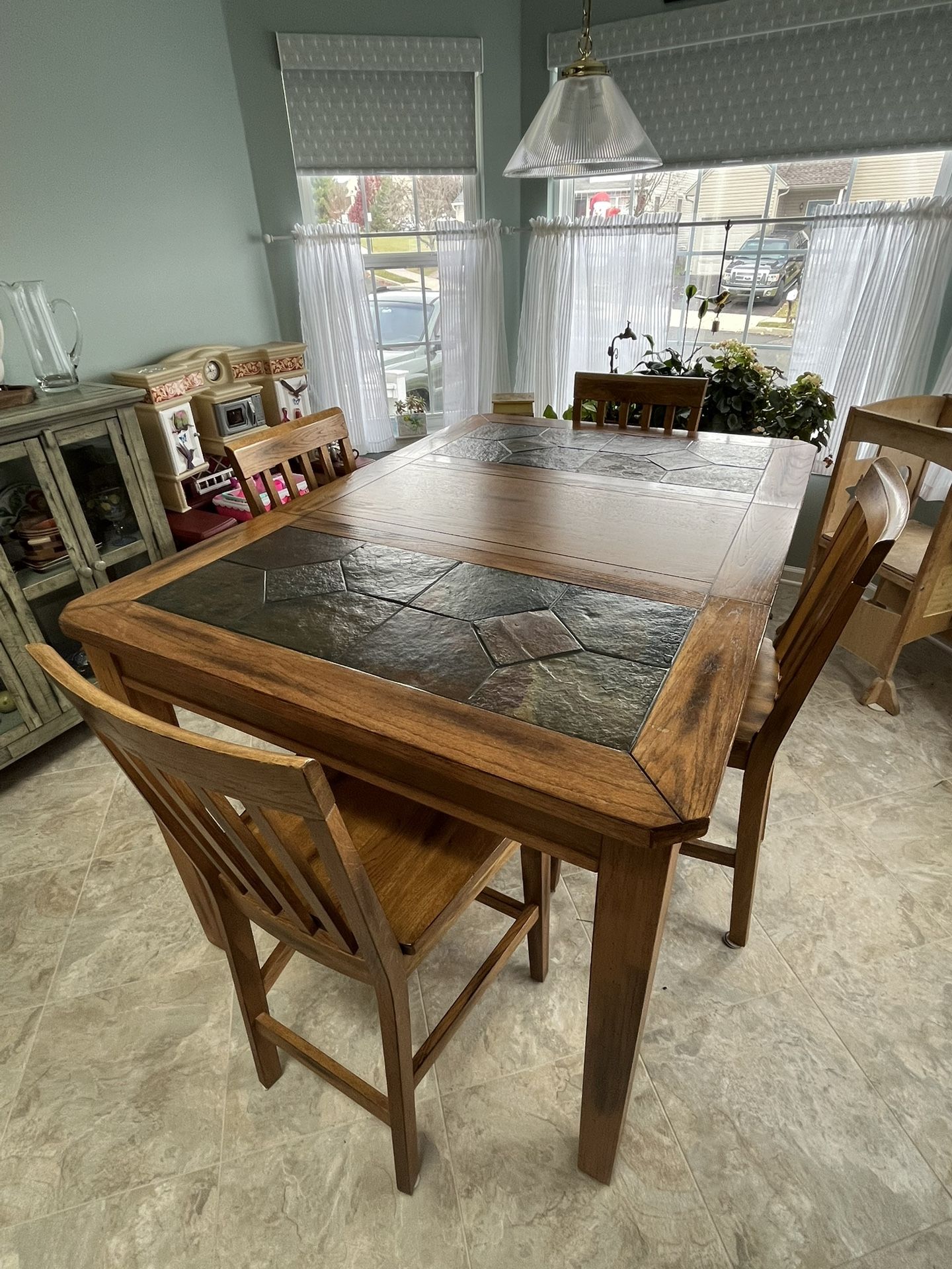 Kitchen Table And Chairs 
