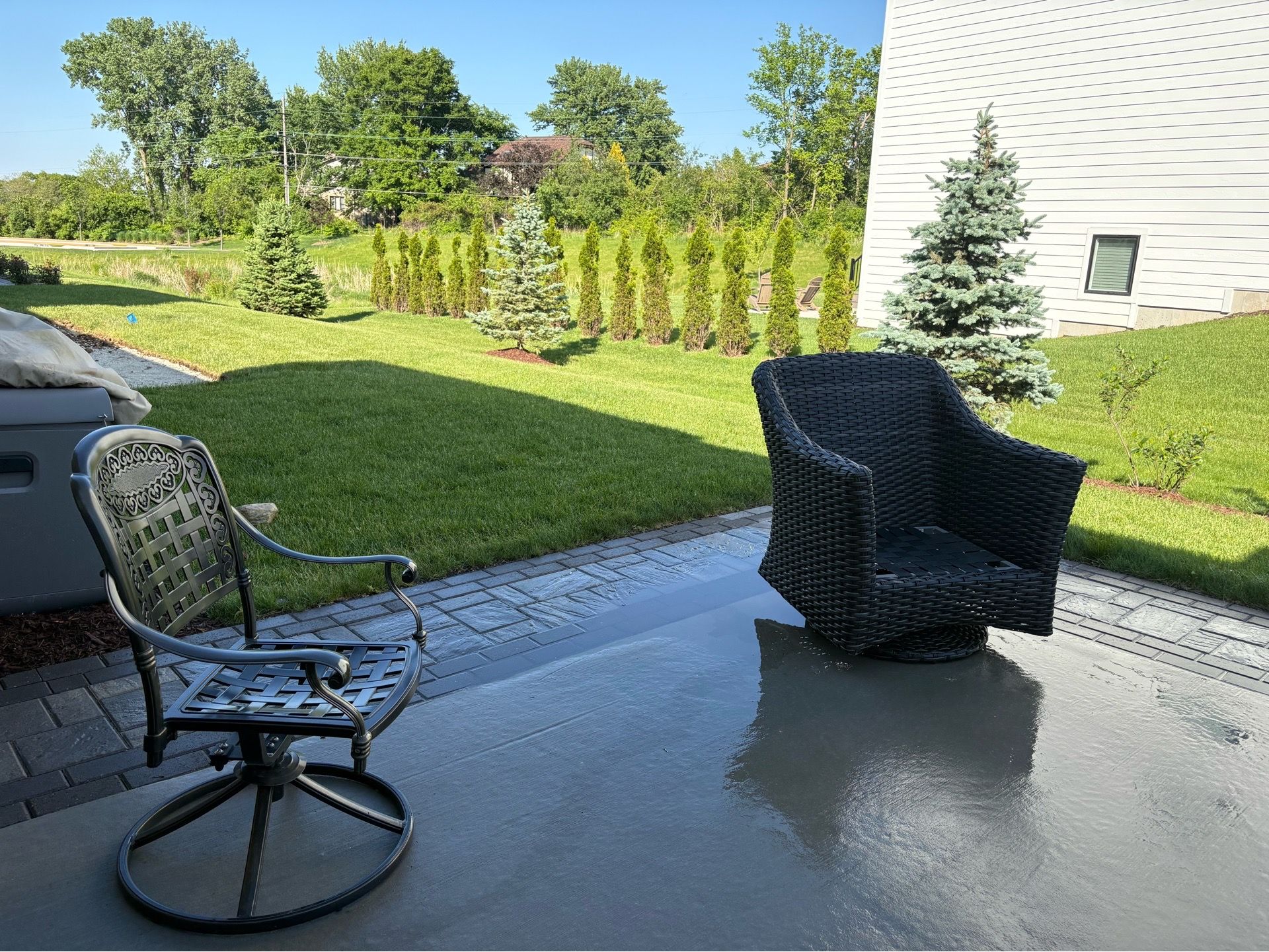 Wicker chairs with cushions commercial brand