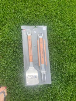 Seattle Seahawk 3 piece grilling set