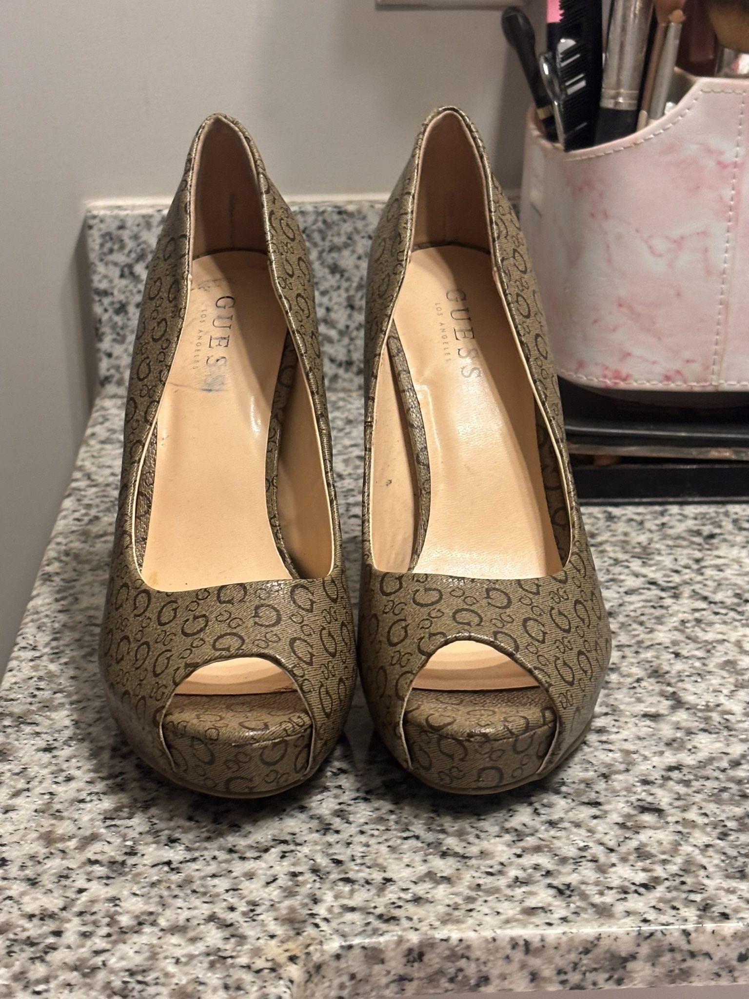 Guess Size 10 Women’s Heels