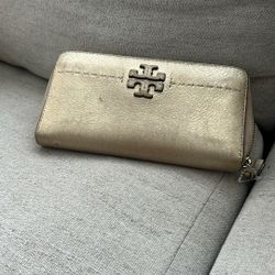 TORY BURCH Wallet gold Tone 