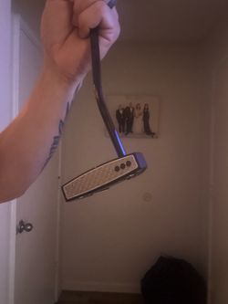 Custom Scotty Cameron phantom putter with headcover and Scotty Cameron grip