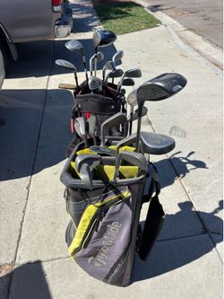 Golf Clubs with bags right handed