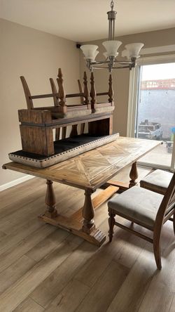 Dinning Table Set