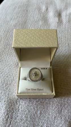 Ring woman