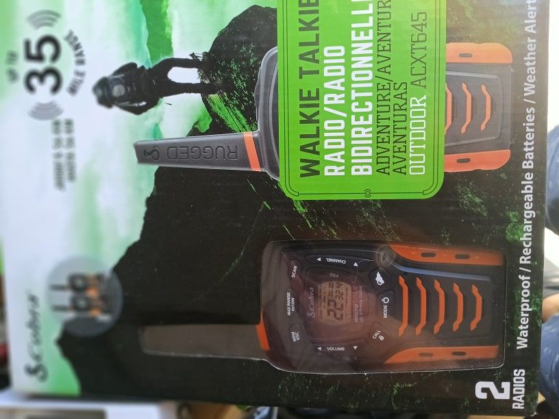 Cobra  Walkie Talkkies
